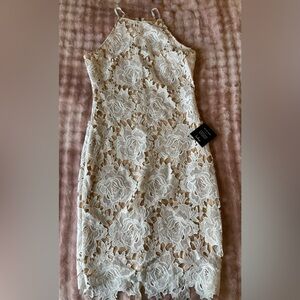 NWT! Lulu’s Temps de L’amour